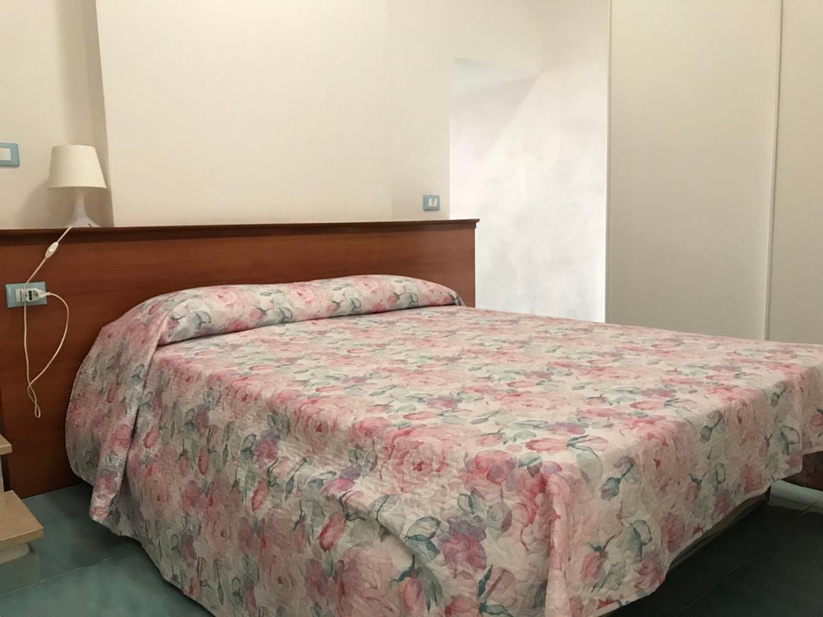 Ferienwohnung Joseph 2 San Benedetto del Tronto Exterior foto